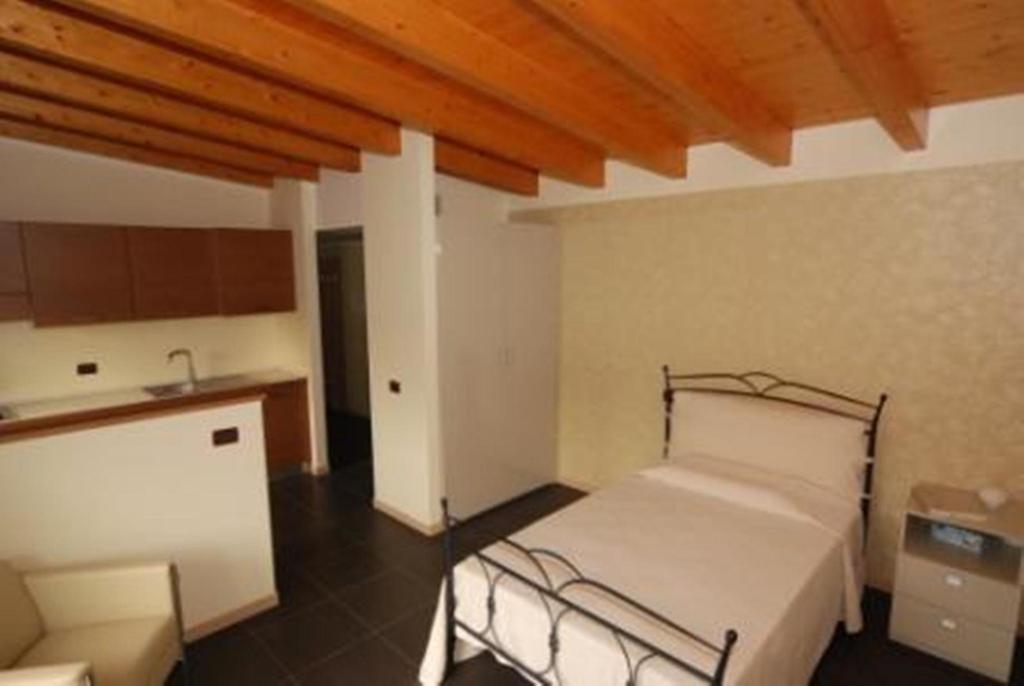 Residence & Suites Solaf Bonate di Sopra Værelse billede